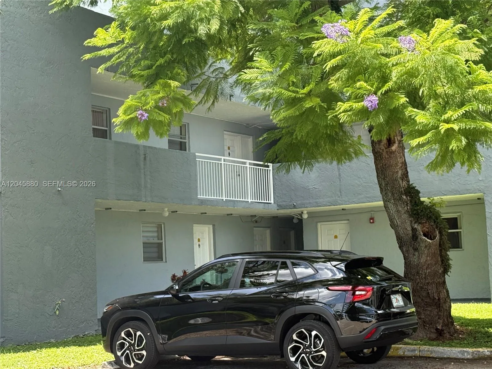 9371 Fontainebleau Blvd # I208, Miami, FL 33172