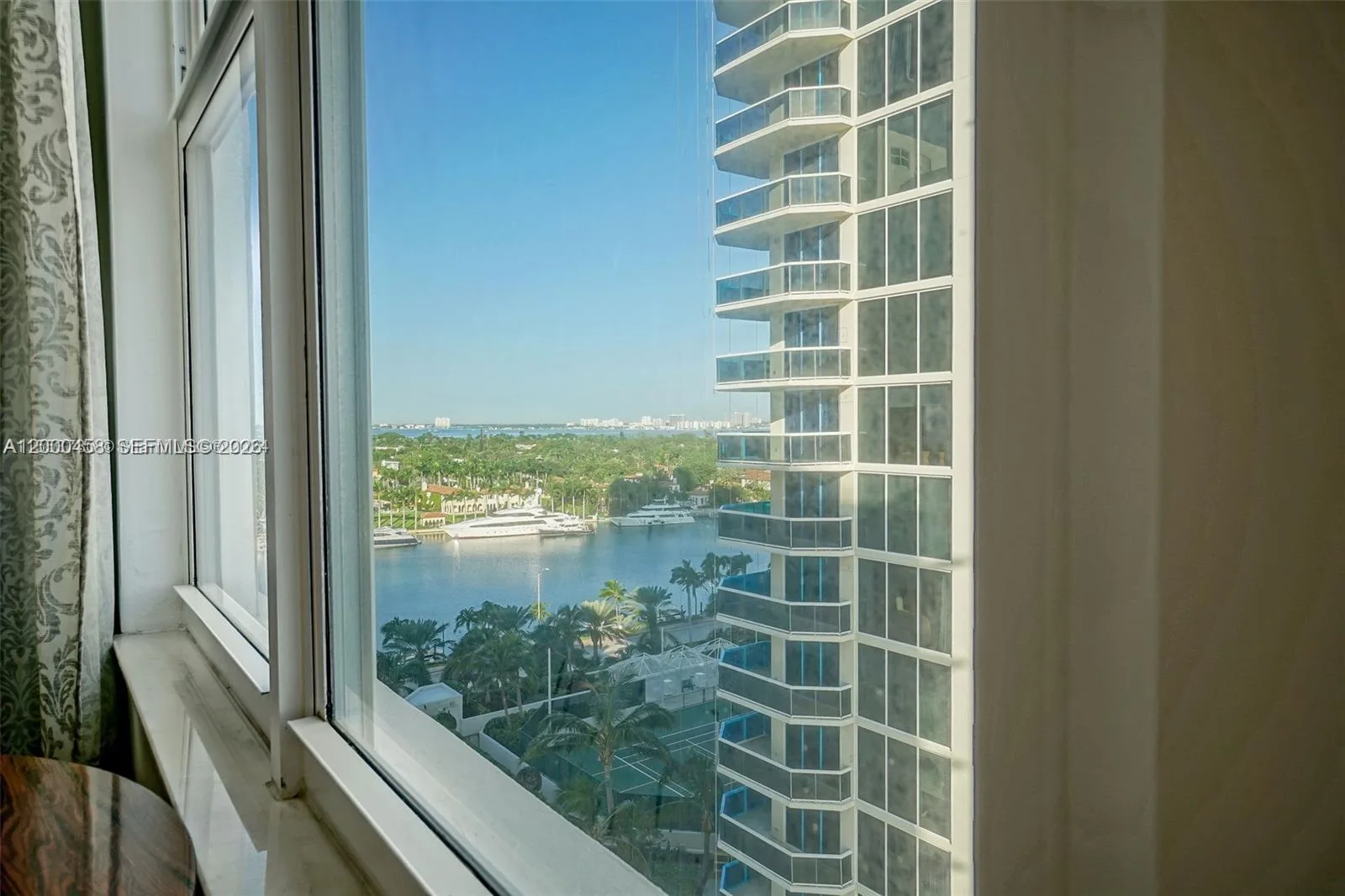 4747 Collins Ave # 1108, Miami Beach, FL 33140 photo 2