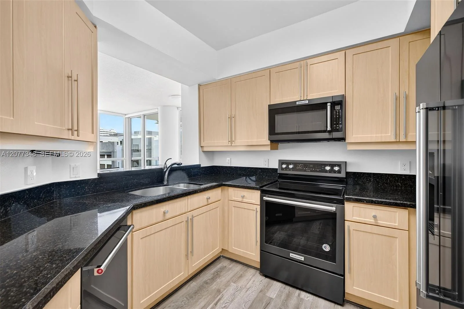 111 SE 8th Ave # 705, Fort Lauderdale, FL 33301 photo 11