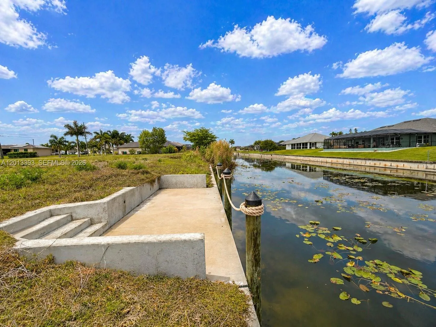 1014 SW 18th St, Cape Coral, FL 33991 photo 4