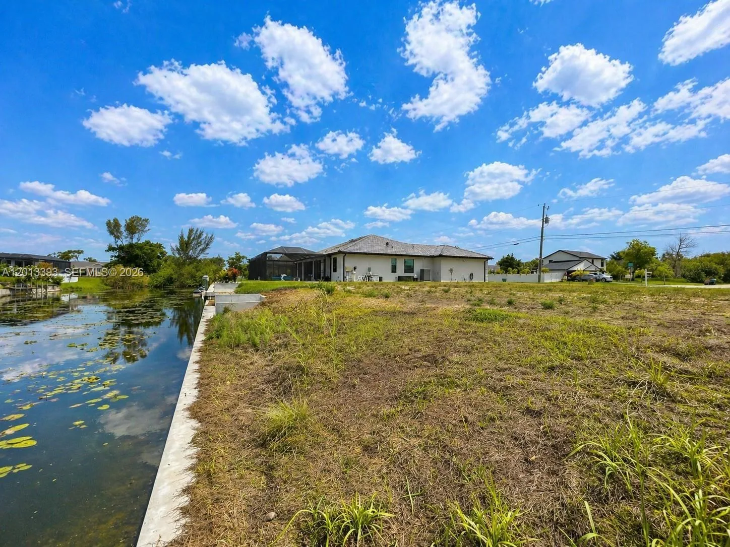 1014 SW 18th St, Cape Coral, FL 33991 photo 5