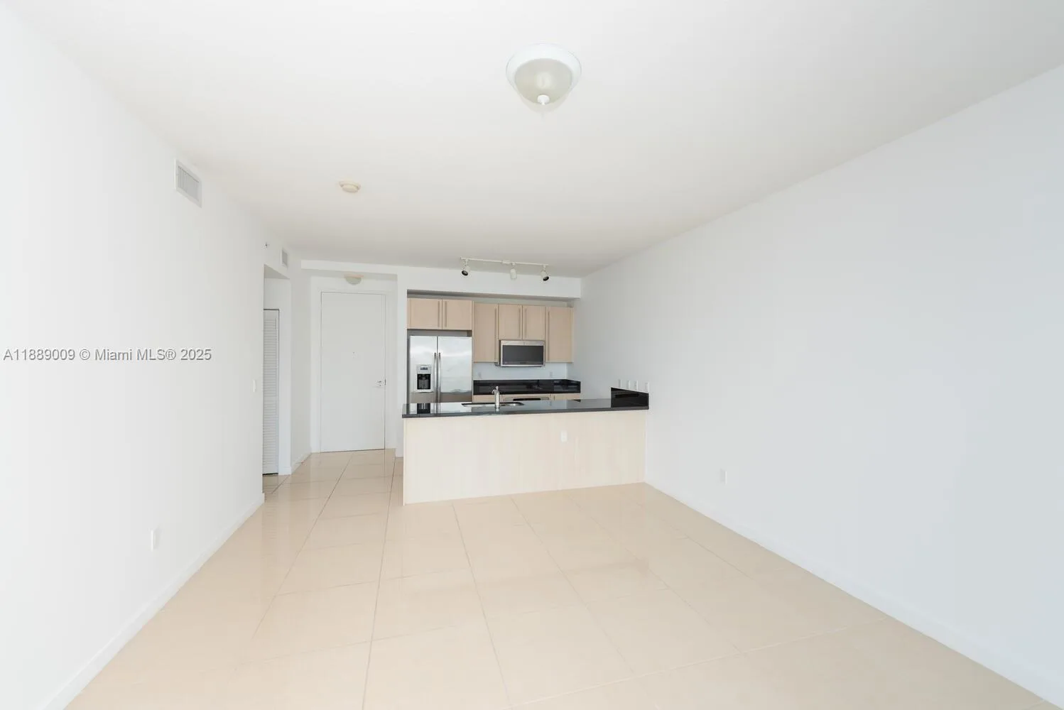 79 SW 12th St # 2605-S, Miami, FL 33130 photo 8