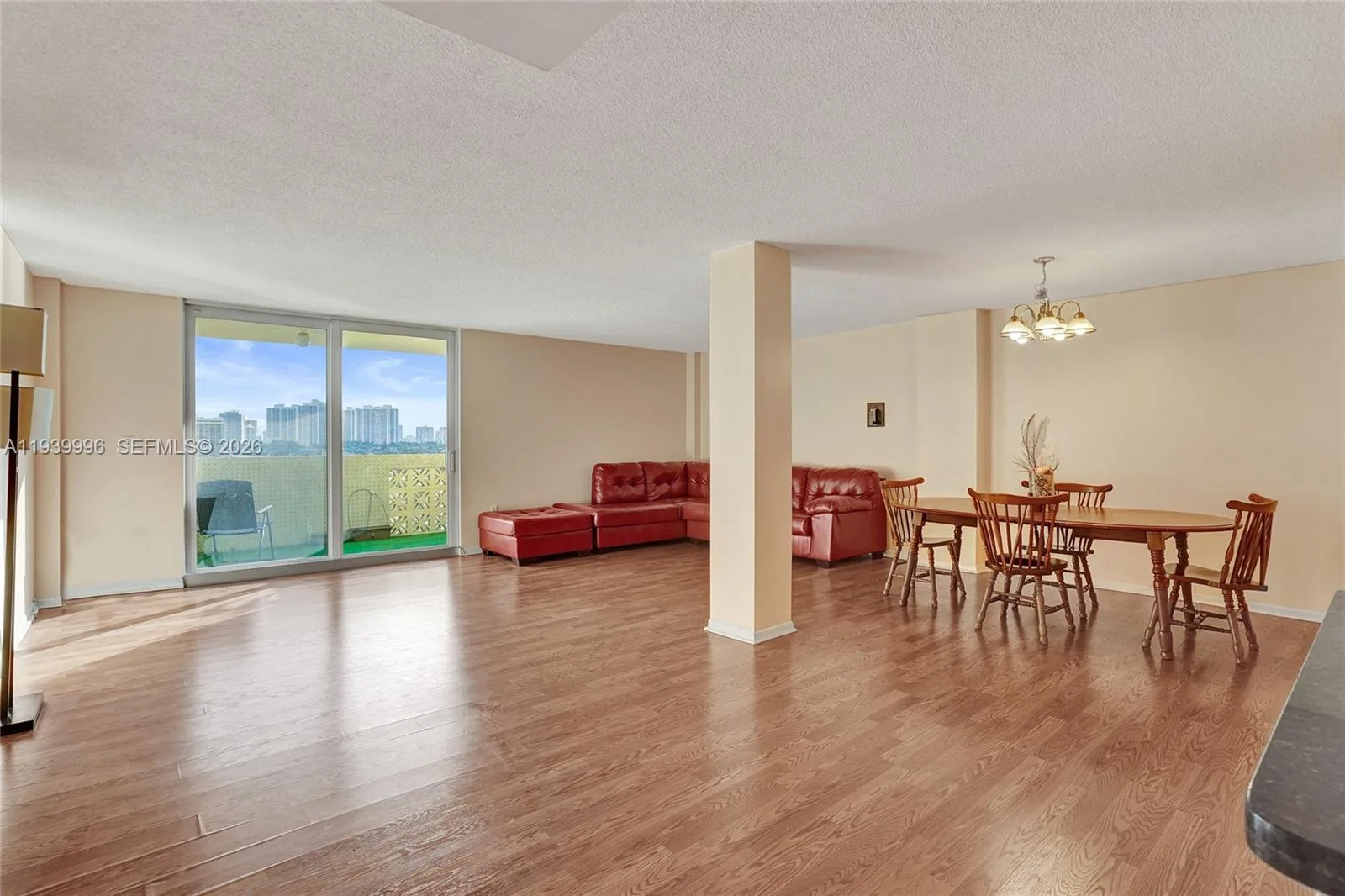 1833 S Ocean Dr # 906, Hallandale Beach, FL 33009 photo 8