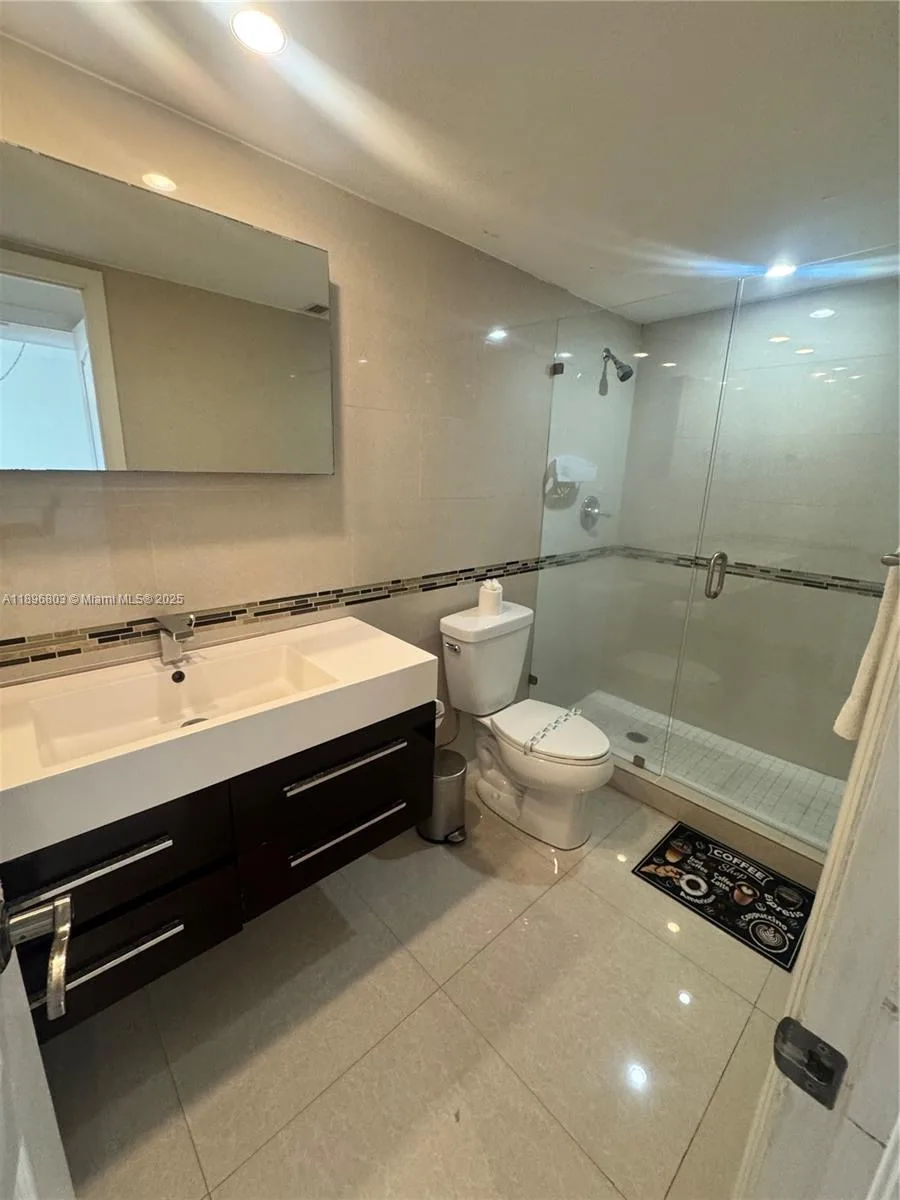 19370 Collins Ave # 1520, Sunny Isles Beach, FL 33160 photo 8