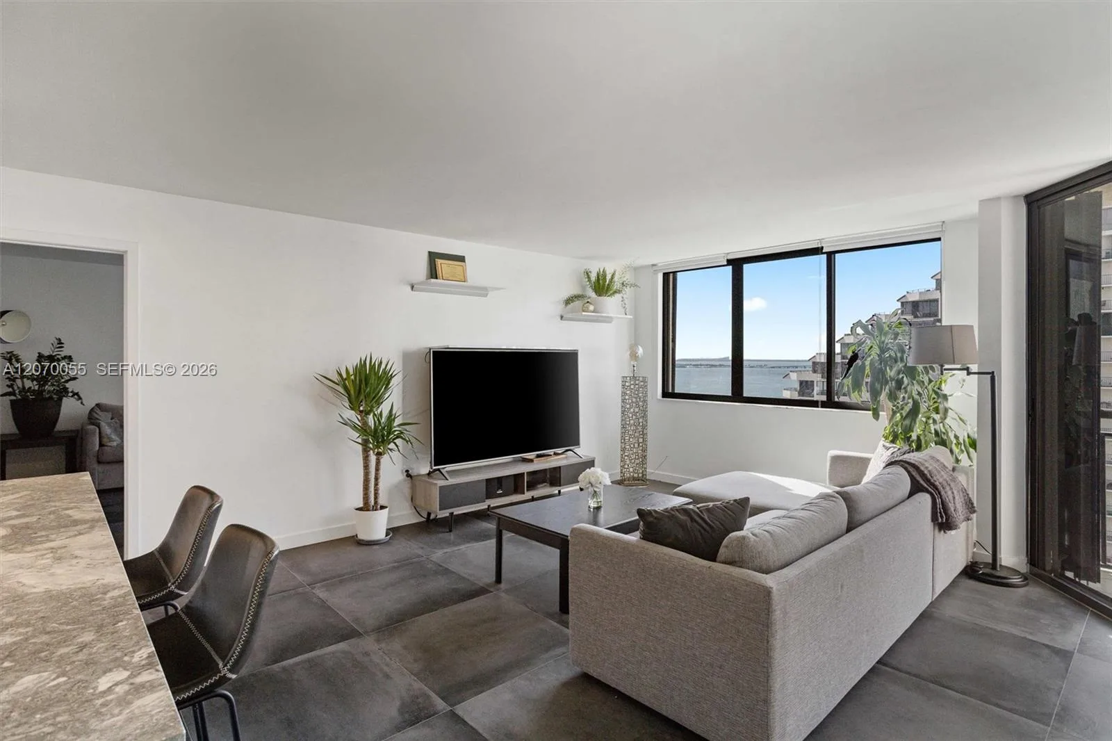 540 Brickell Key Dr # 1519, Miami, FL 33131