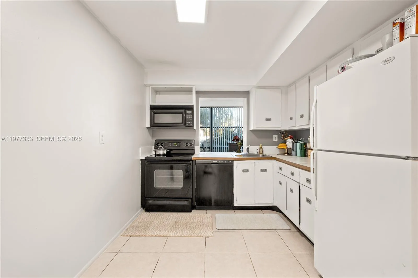 1000 Parkview Dr # 222, Hallandale Beach, FL 33009 photo 11