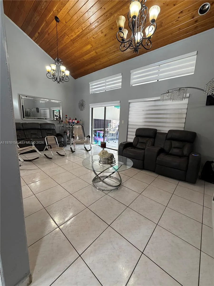 8408 NW 8th St # 8408, Miami, FL 33126 photo 13