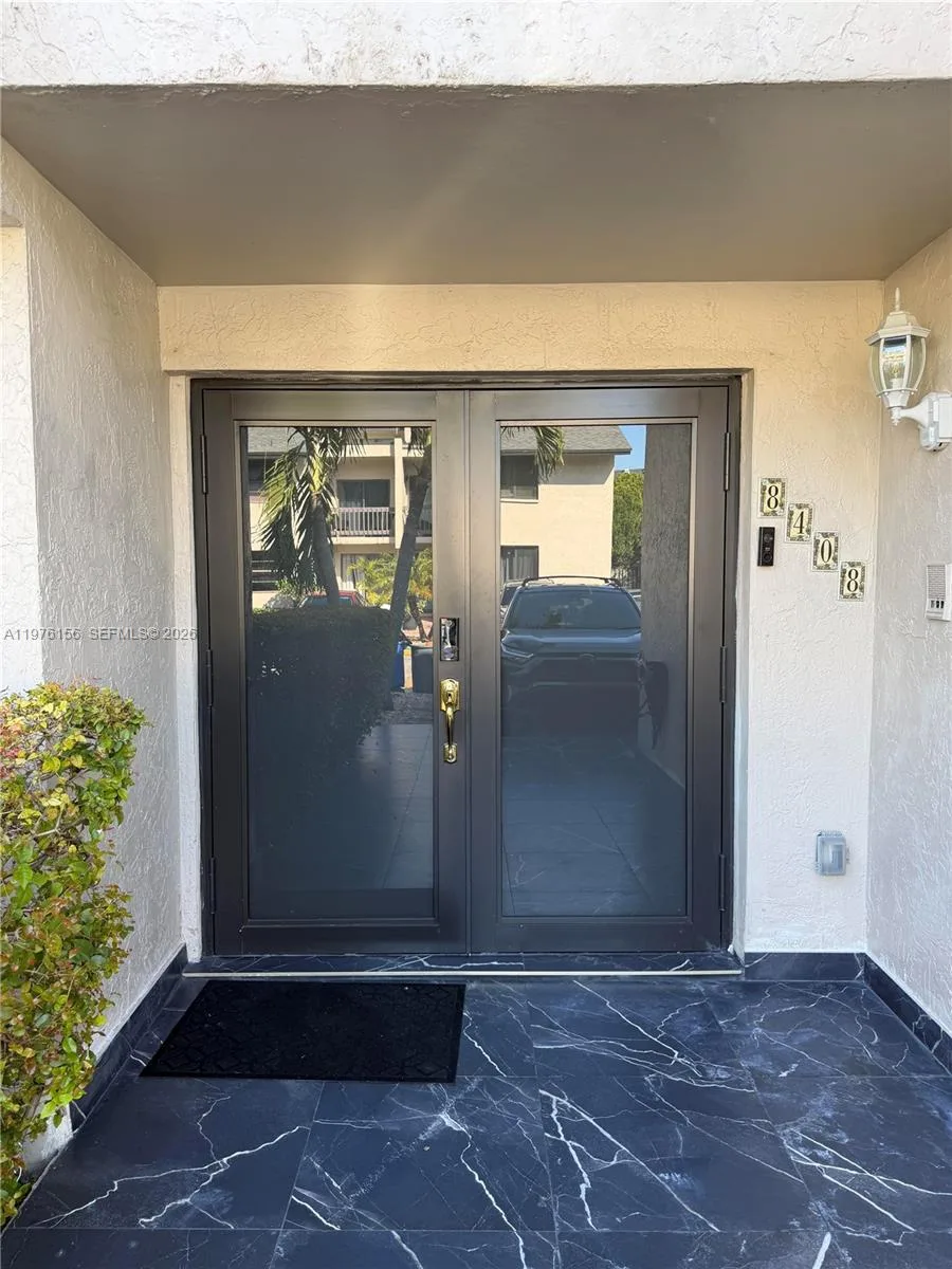 8408 NW 8th St # 8408, Miami, FL 33126 photo 4