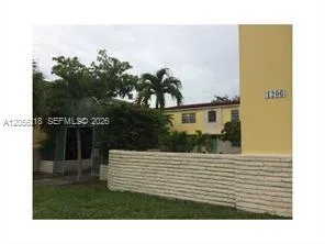 1210 S Douglas Rd # 3, Coral Gables, FL 33134