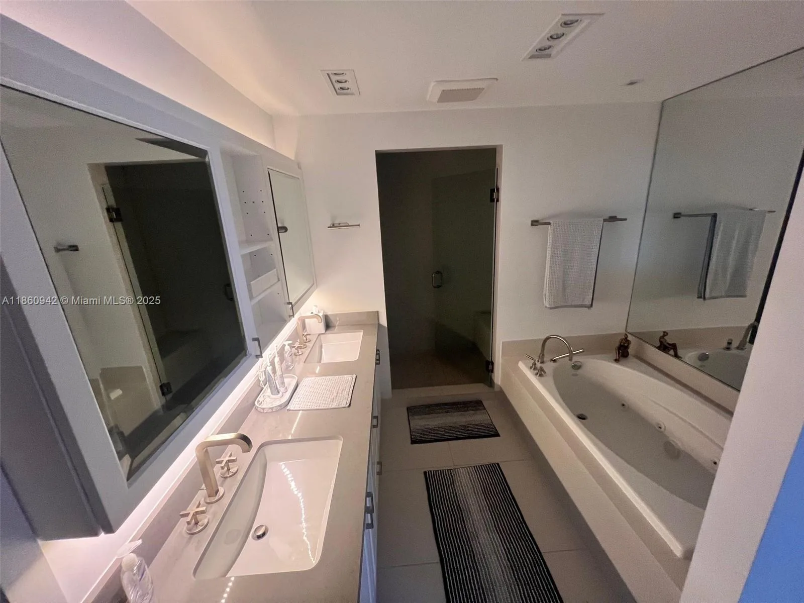3801 Collins Ave # 705, Miami Beach, FL 33140 photo 11