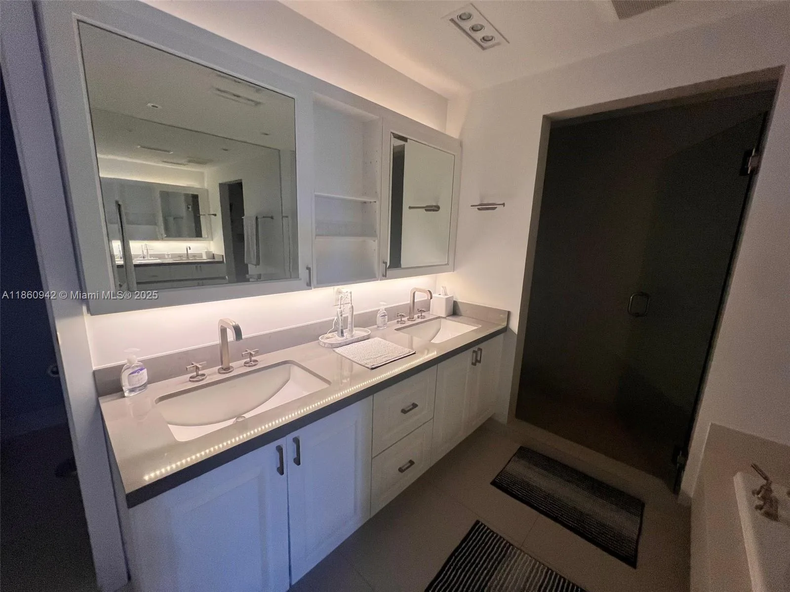 3801 Collins Ave # 705, Miami Beach, FL 33140 photo 12