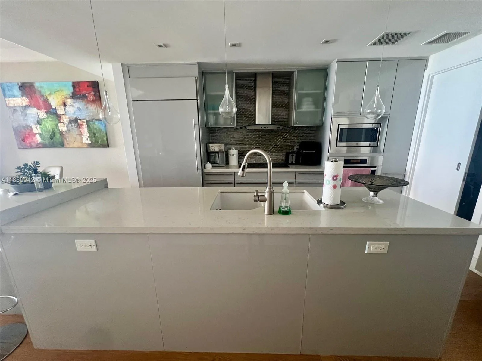 3801 Collins Ave # 705, Miami Beach, FL 33140 photo 7