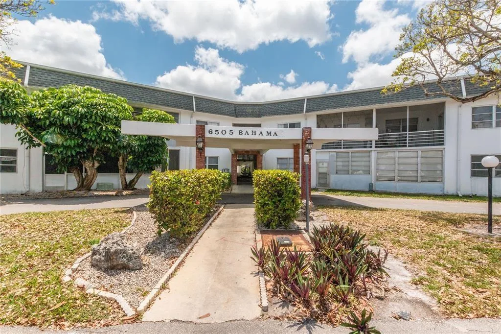 6505 Winfield Boulevard # B-5, Margate, FL 33063 photo 2