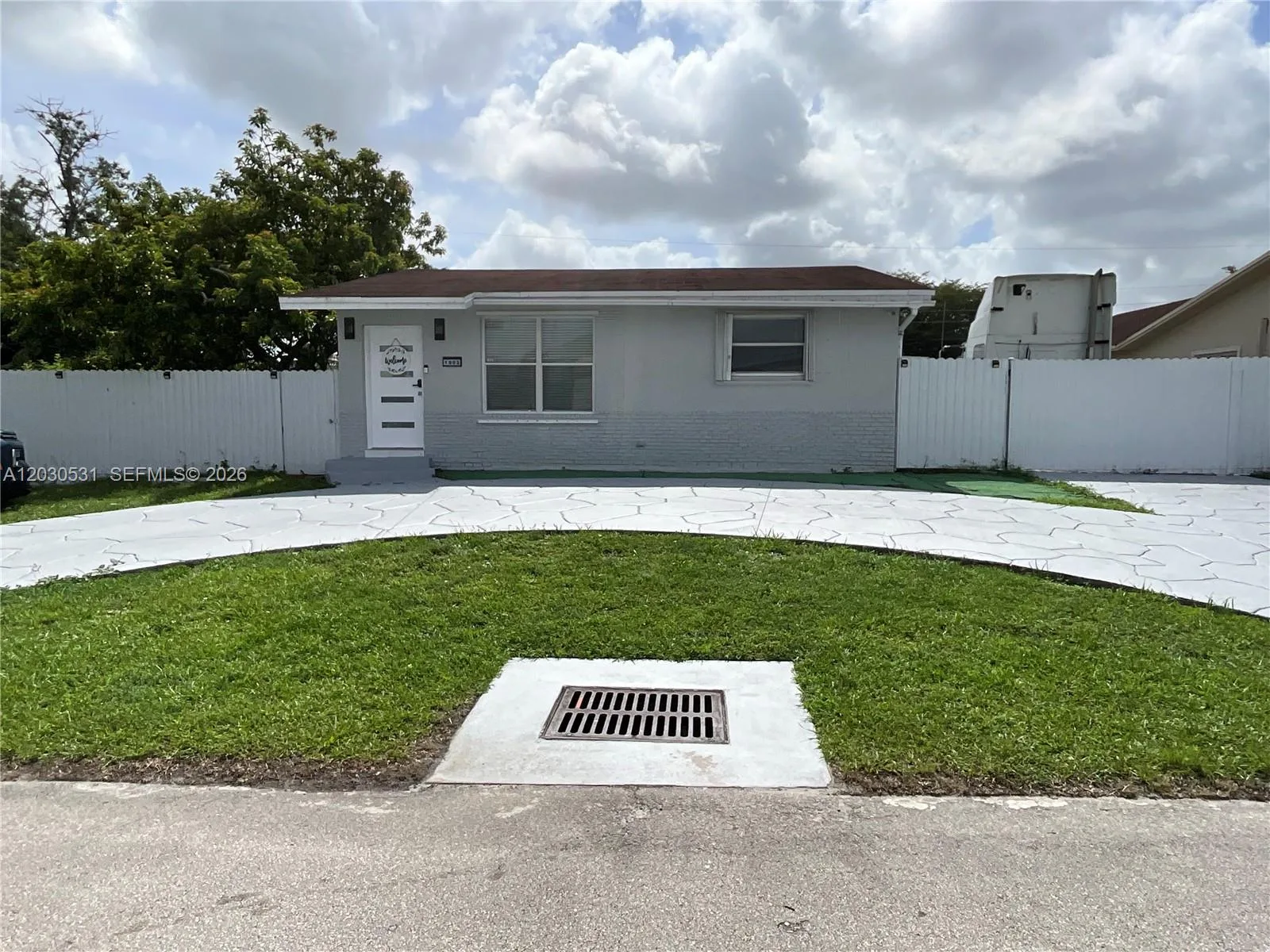 1905 SW 100th Ave, Miramar, FL 33025