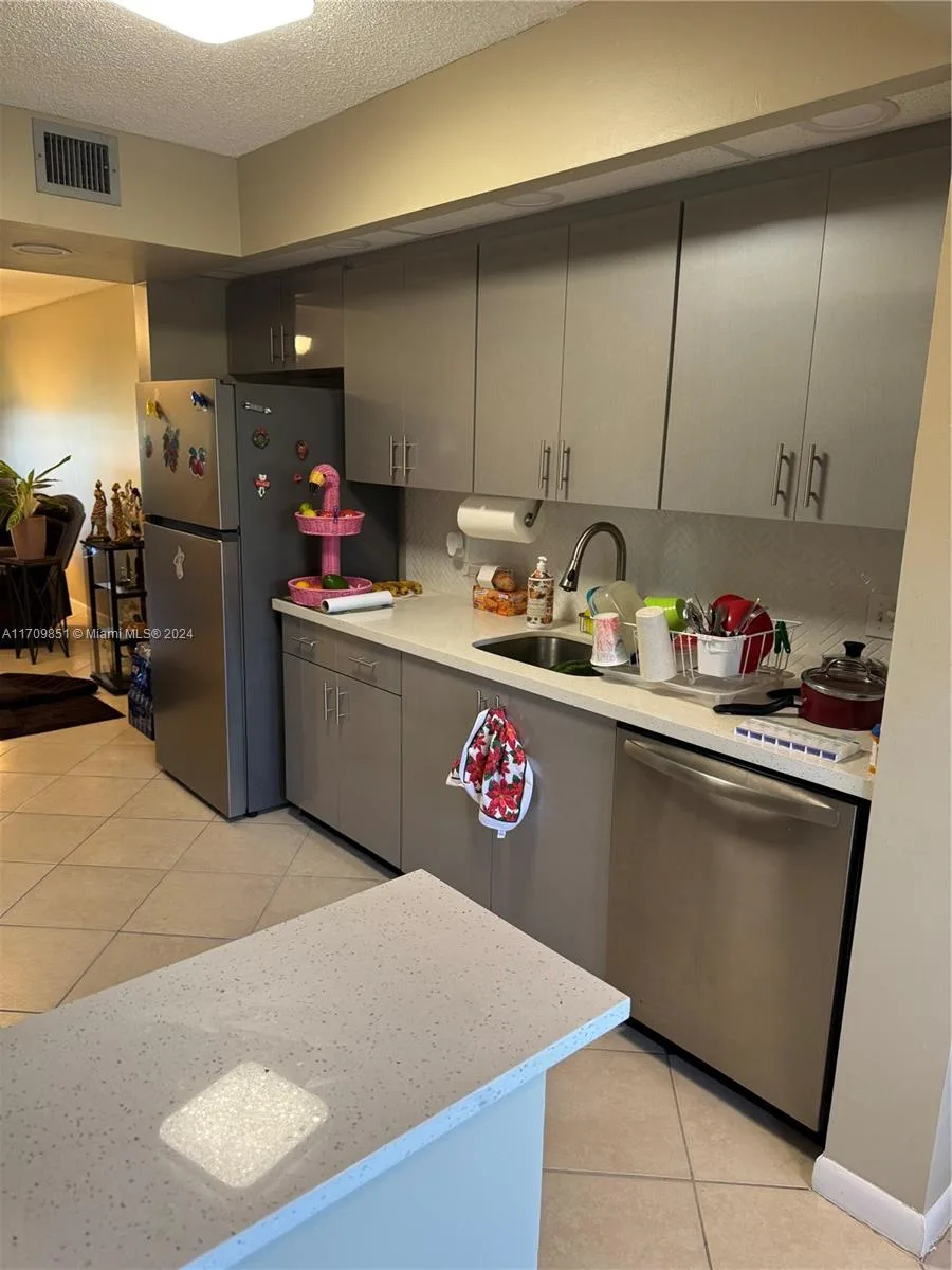 12650 SW 6th St # 411K, Pembroke Pines, FL 33027 photo 4