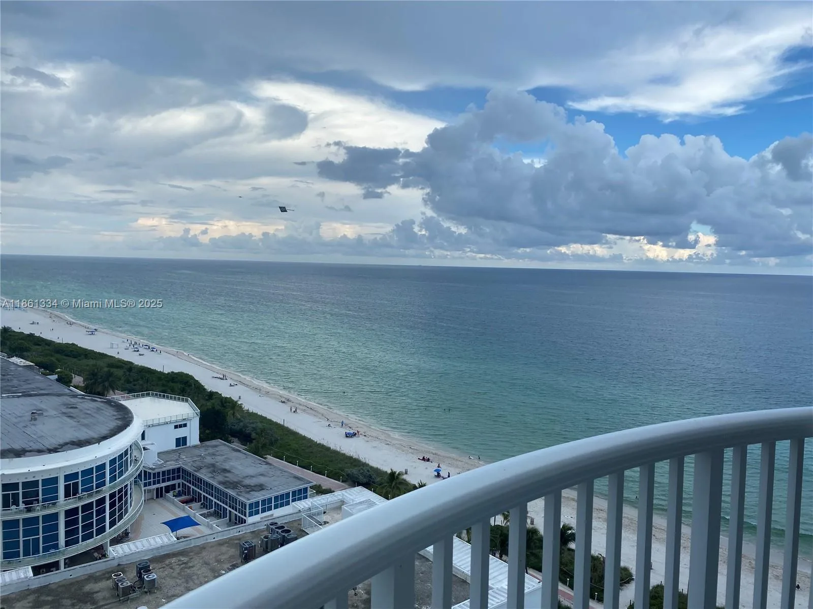 5401 Collins Ave # 1509, Miami Beach, FL 33140 photo 5