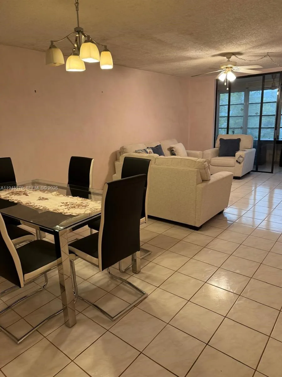 2850 Somerset Dr # 309L, Lauderdale Lakes, FL 33311 — zdjęcie 3