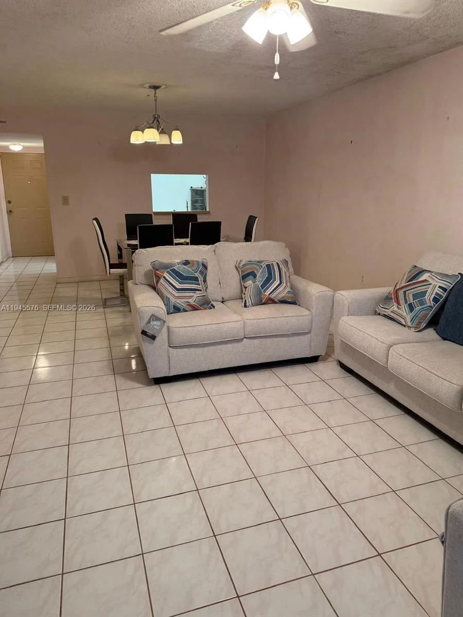 2850 Somerset Dr # 309L, Lauderdale Lakes, FL 33311 — zdjęcie 4