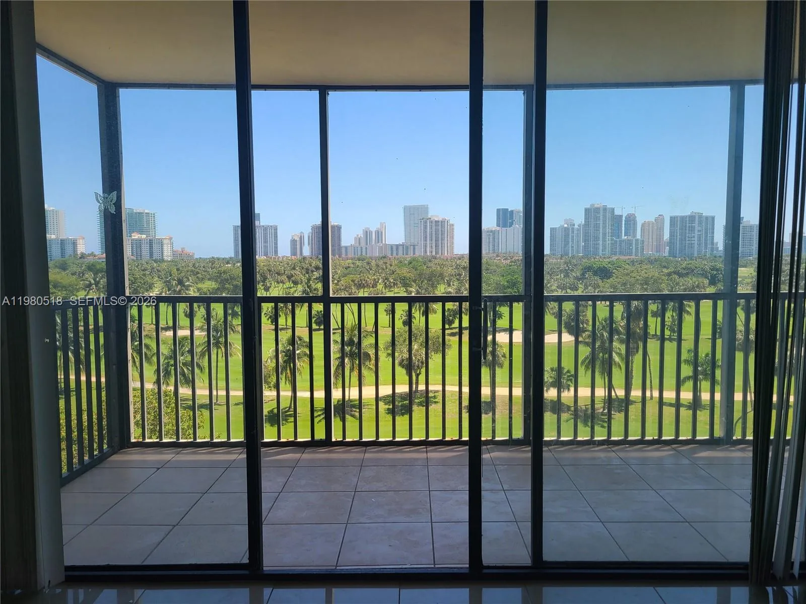 20335 W Country Club Dr # 705, Aventura, FL 33180 photo 2