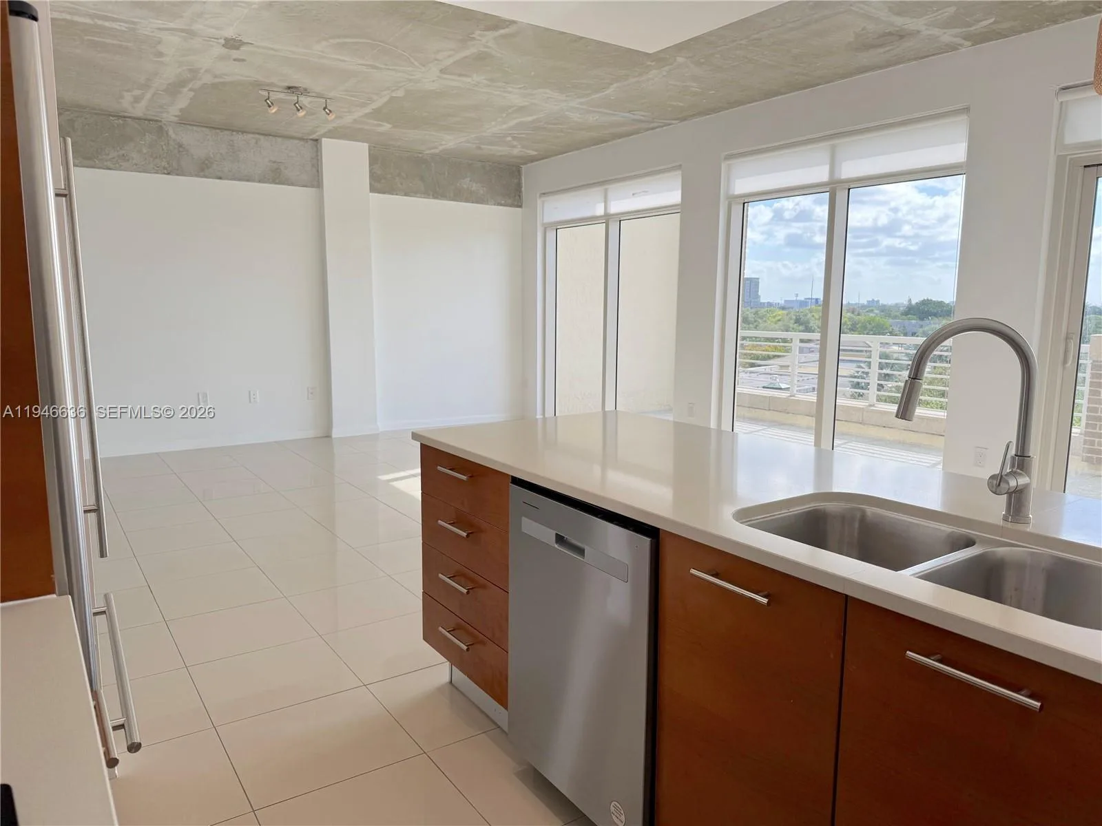 3250 NE 1st Ave # 547, Miami, FL 33137 photo 12
