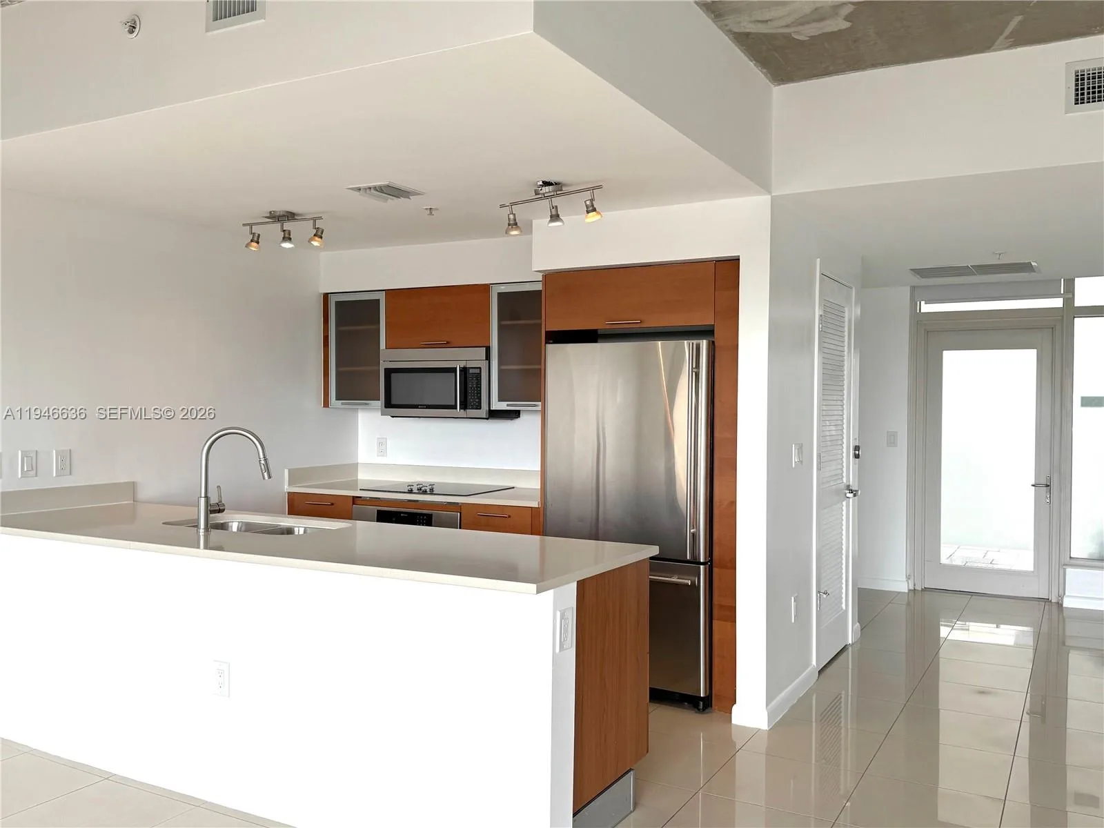 3250 NE 1st Ave # 547, Miami, FL 33137 photo 13
