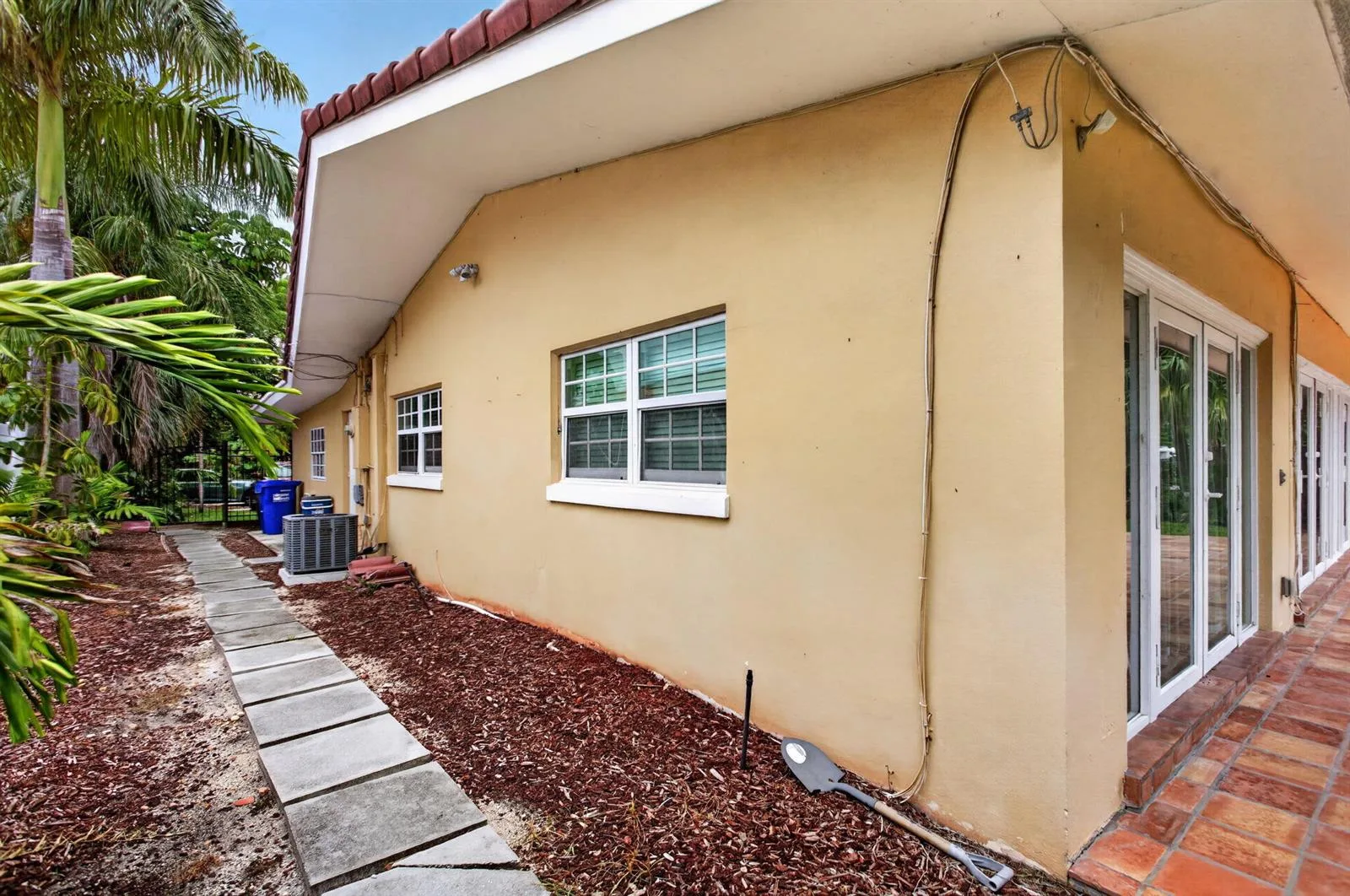 1390 E Terra Mar Drive, Pompano Beach, FL 33062 photo 10