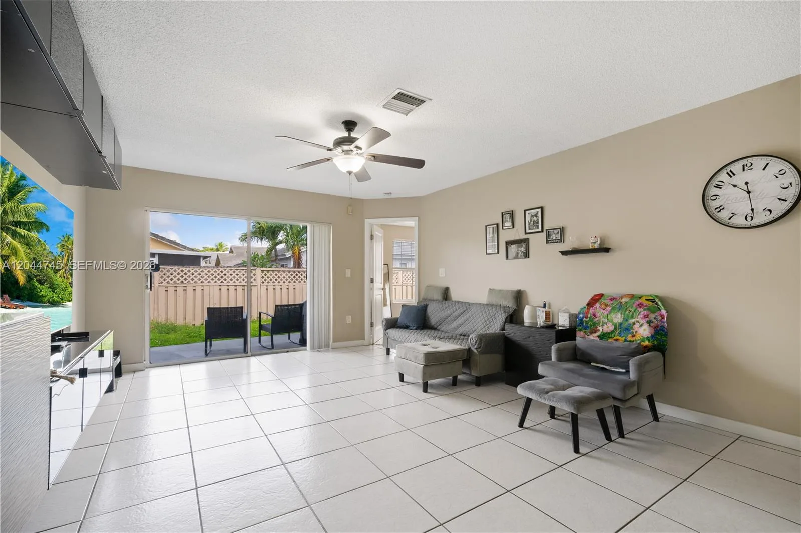 14606 SW 122nd Pl # 14606, Miami, FL 33186 photo 2