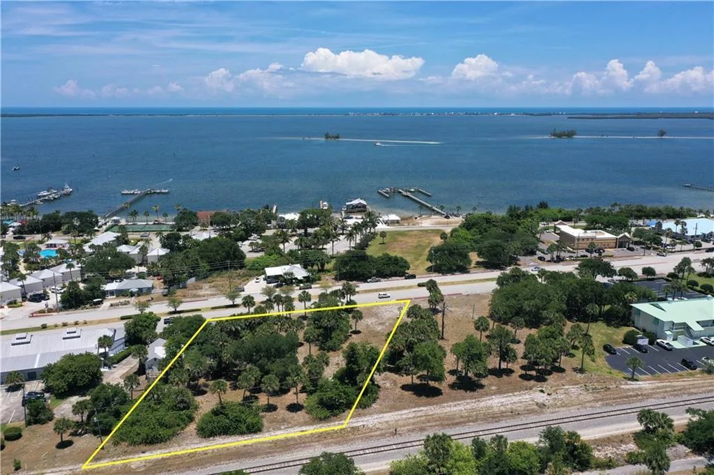 1531 Us Highway 1 Highway, Sebastian, FL 32958