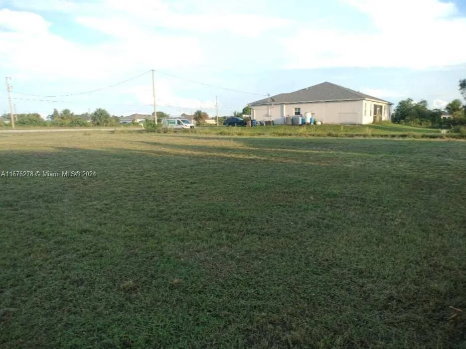 1008 EISENHOWER BLVD, Lehigh Acres, FL 33874