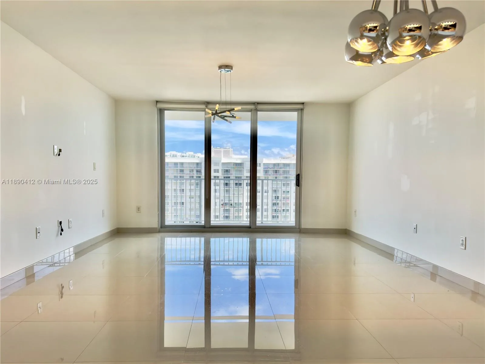 2801 NE 183rd St # 2008W, Aventura, FL 33160