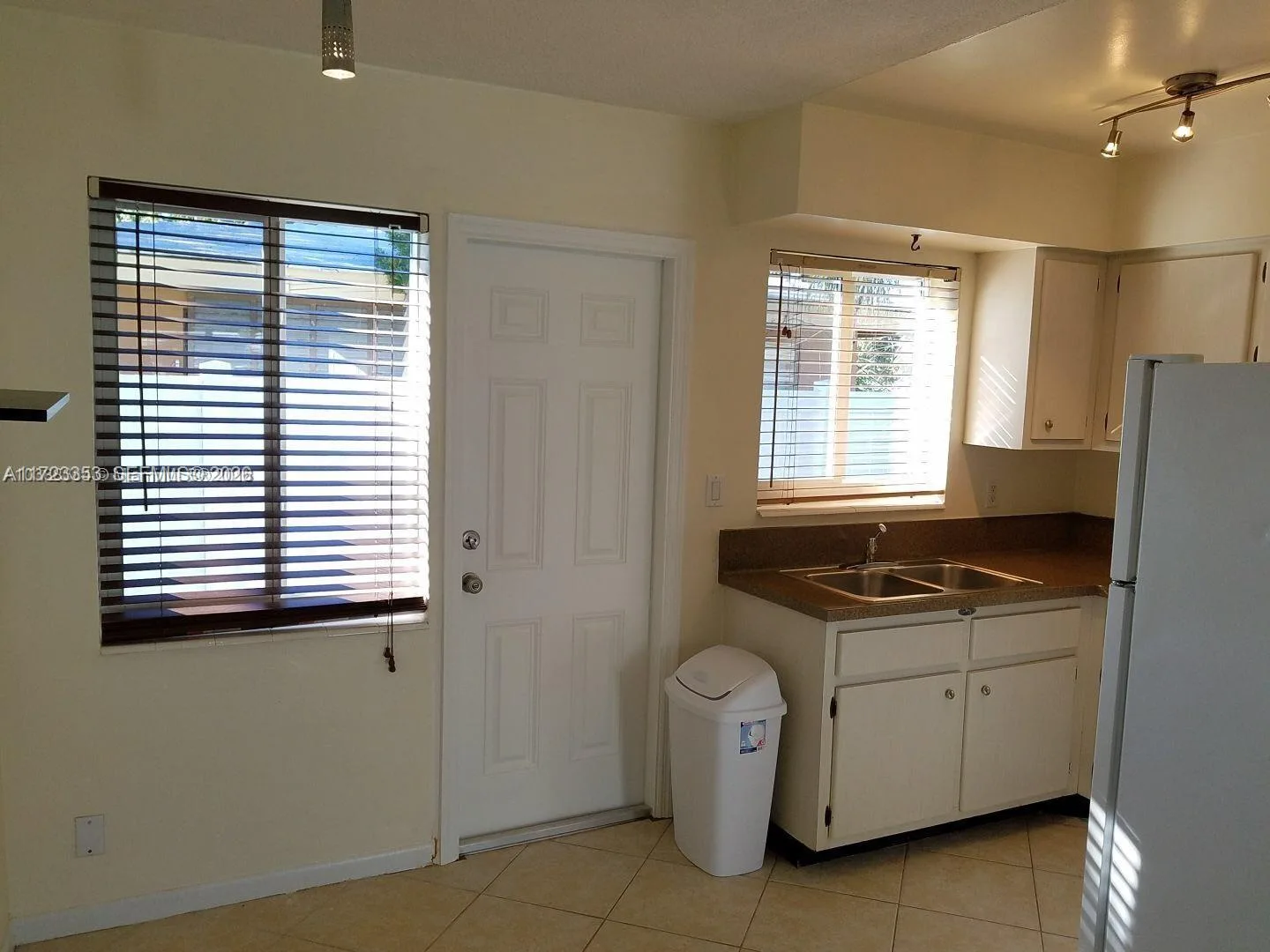 1231 NE 23rd Ave, Pompano Beach, FL 33062 photo 10