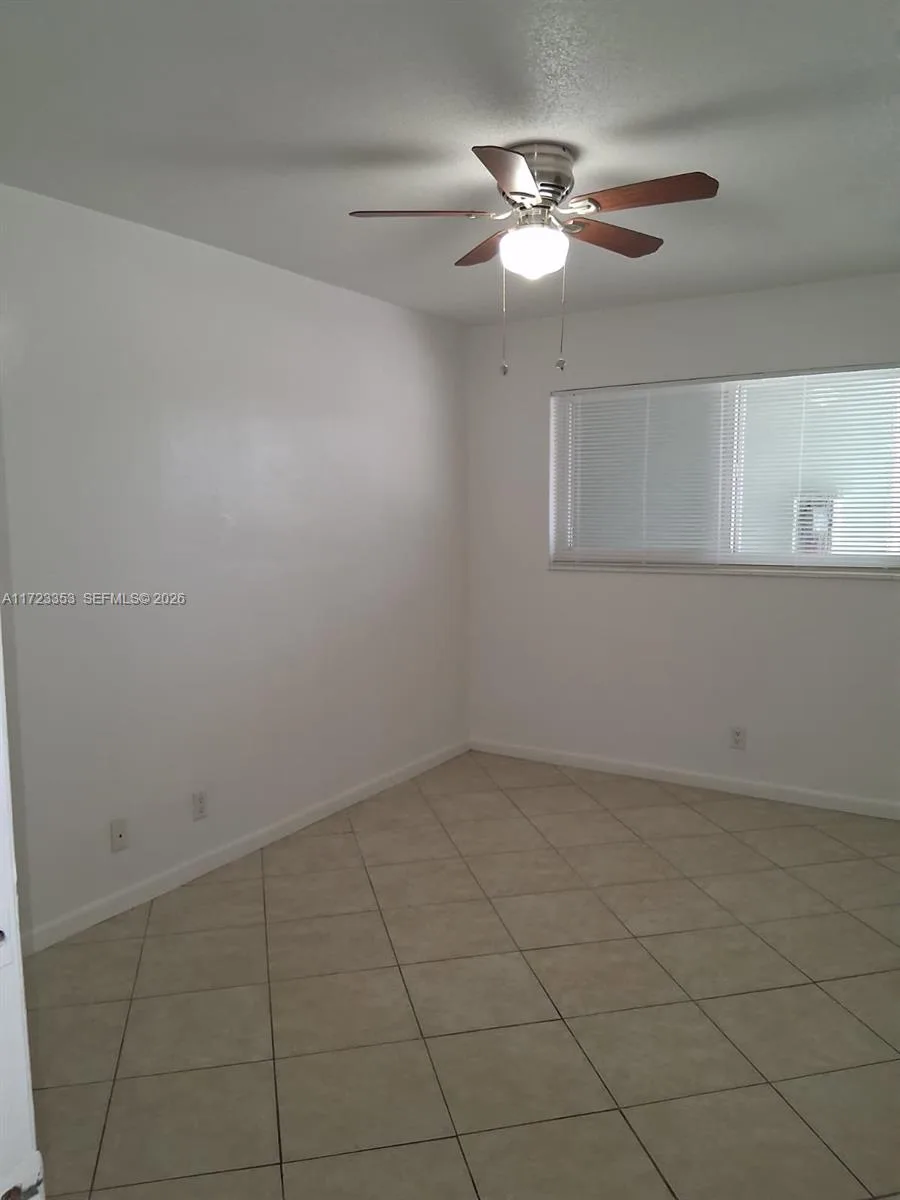 1231 NE 23rd Ave, Pompano Beach, FL 33062 photo 4