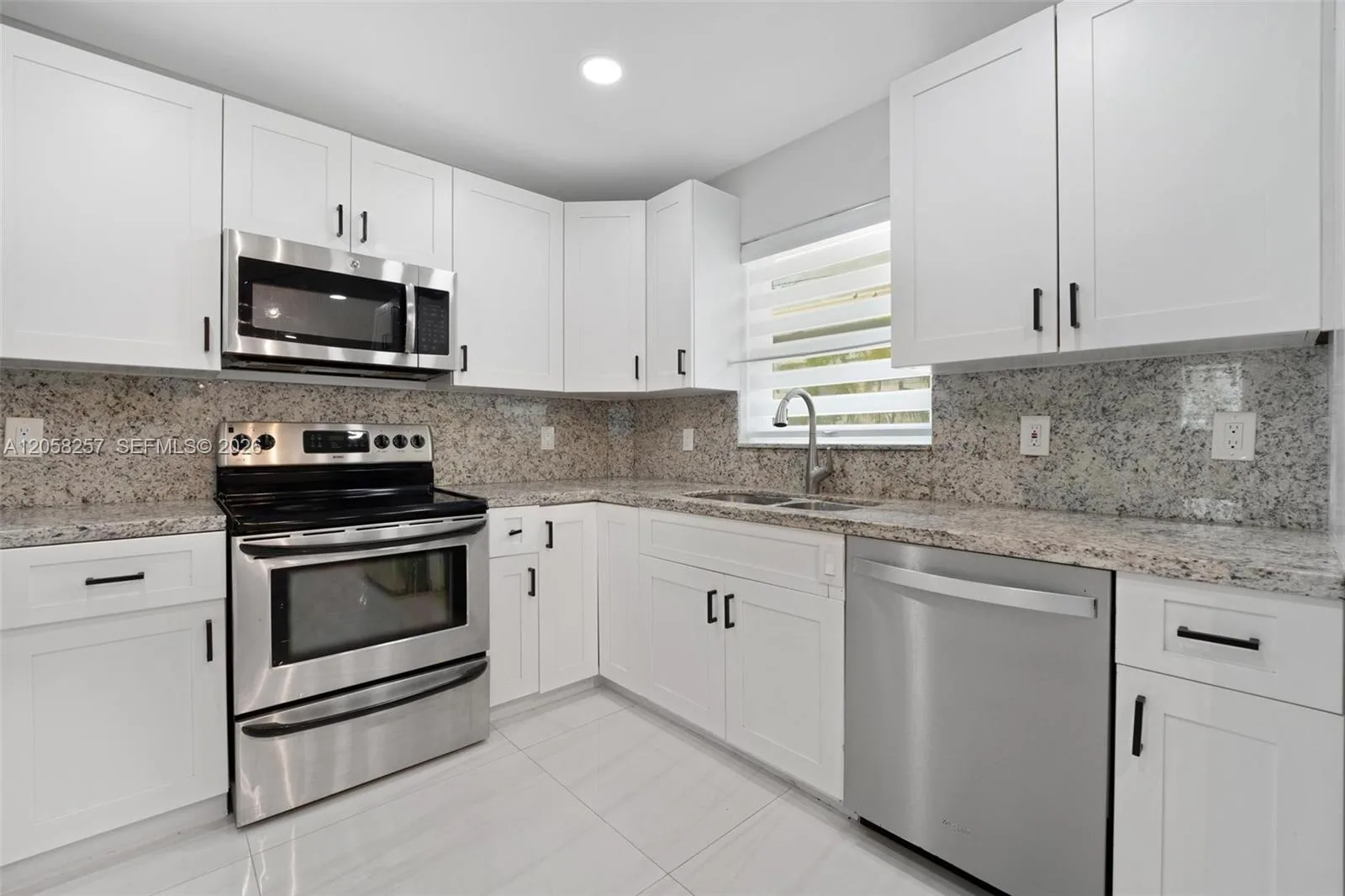 309 SE 3rd Ter, Deerfield Beach, FL 33441 photo 11