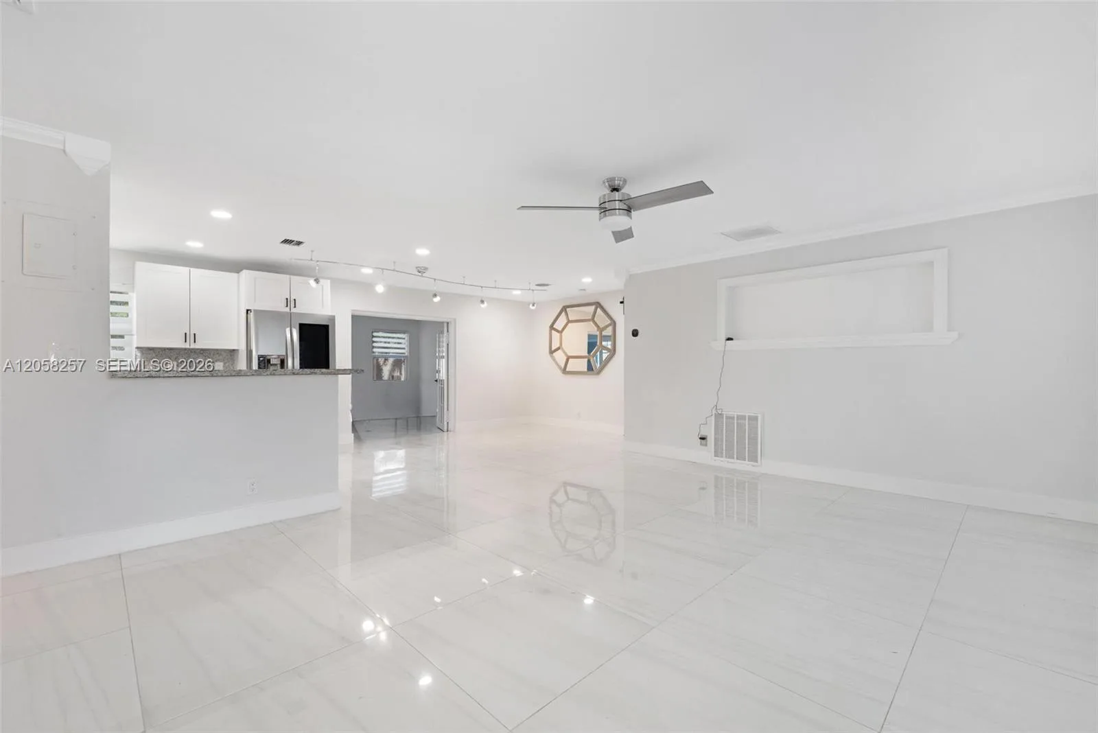309 SE 3rd Ter, Deerfield Beach, FL 33441 photo 8