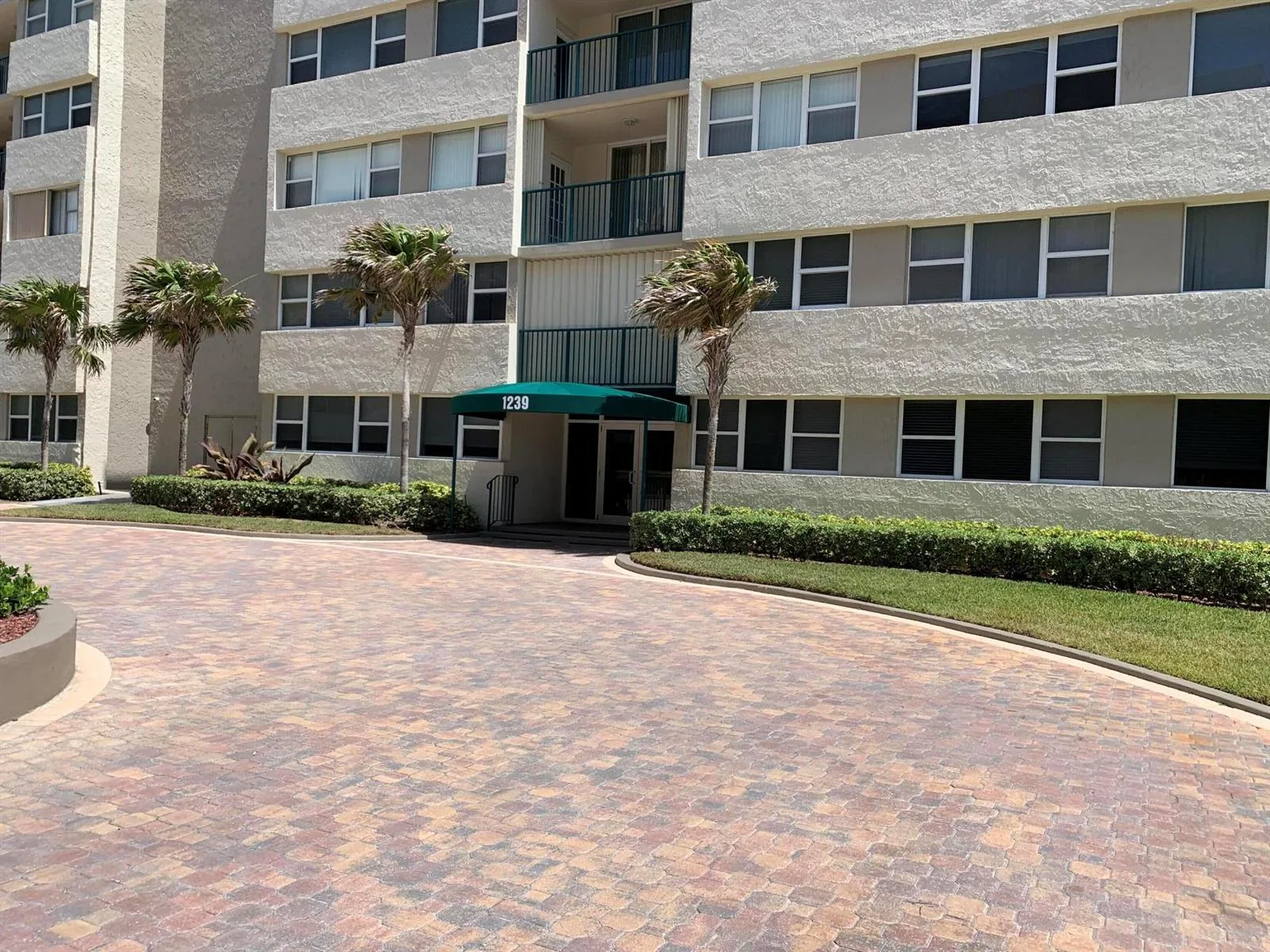 1237 S HILLSBORO MILE N # 601, Hillsboro Beach, FL 33062