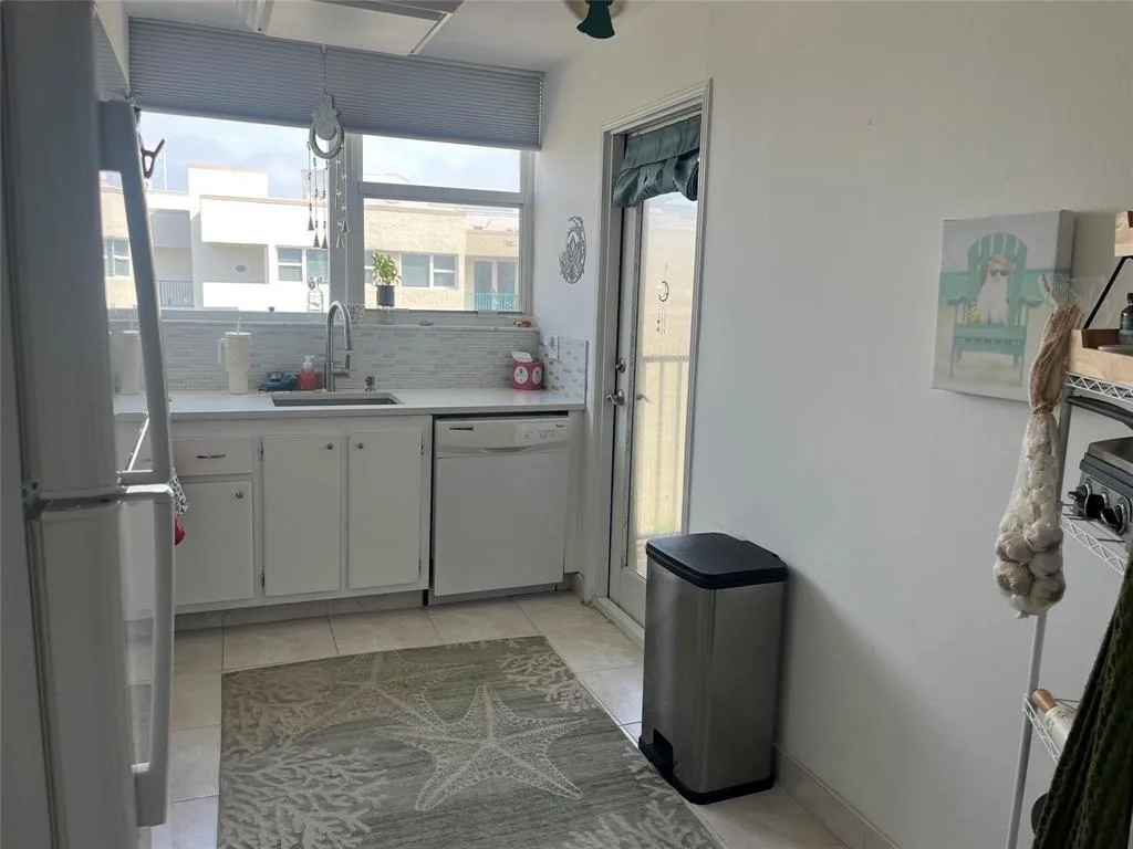 1237 S HILLSBORO MILE N # 601, Hillsboro Beach, FL 33062 photo 8