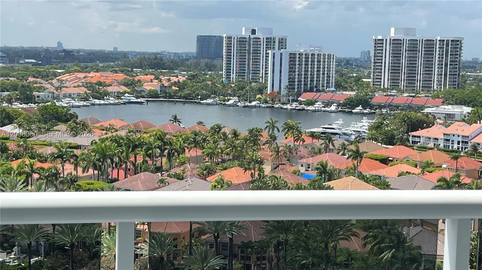 20505 E Country Club Dr # 1639, Aventura, FL 33180