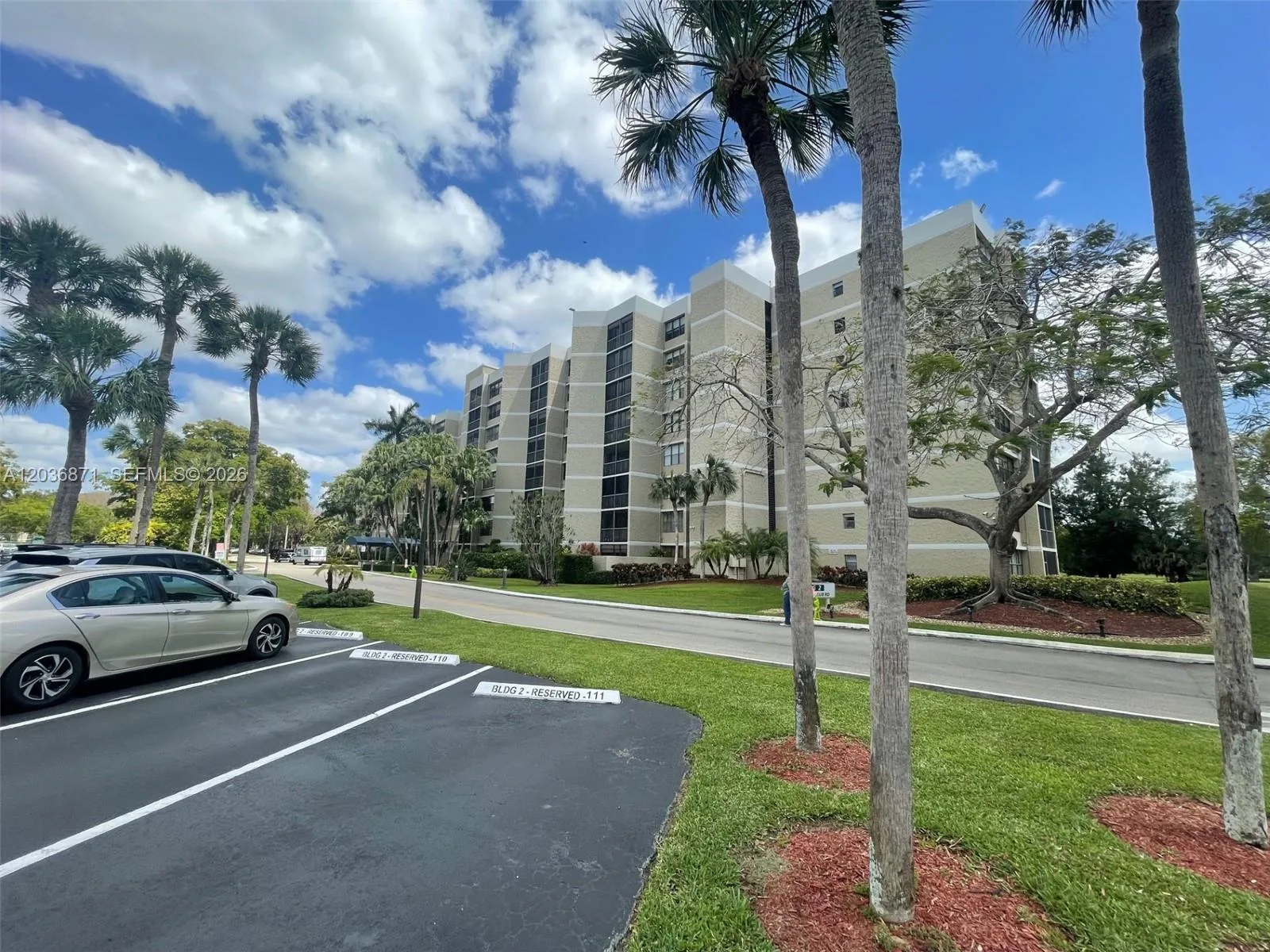 16300 Golf Club Rd # 508, Weston, FL 33326 photo 2
