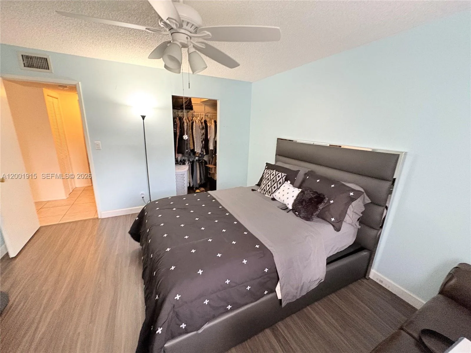 2769 S Oakland Forest Dr # 101, Oakland Park, FL 33309 photo 3