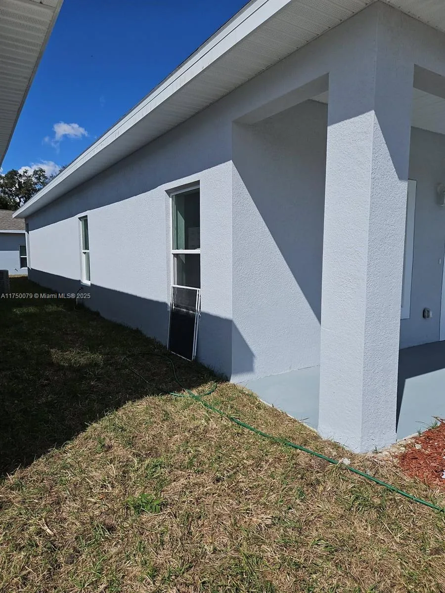 1483 Las Villas Blvd # 1483, Sebring, FL 33870 photo 3