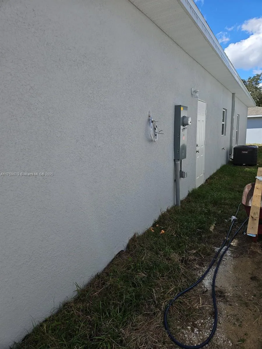 1483 Las Villas Blvd # 1483, Sebring, FL 33870 photo 4