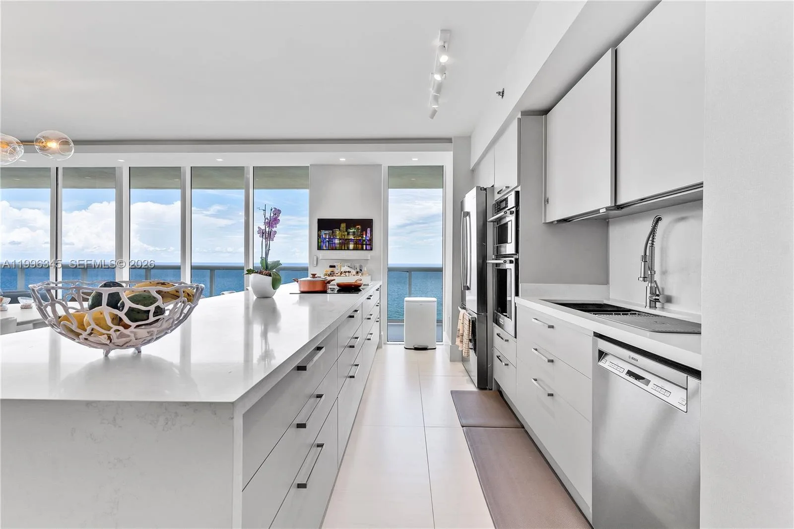 1830 S Ocean Dr # 1501, Hallandale Beach, FL 33009 photo 9