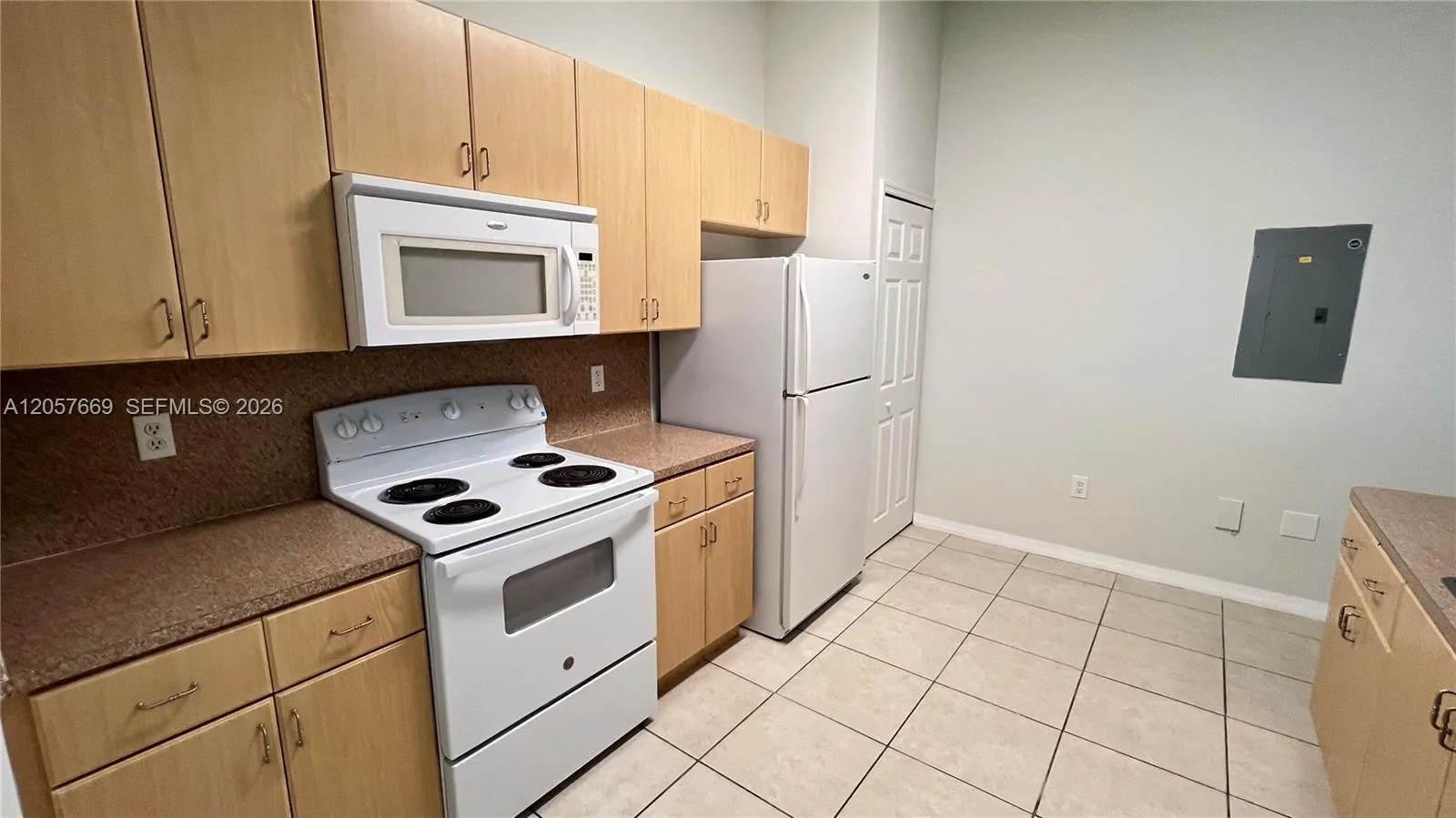 22841 SW 88 PL # 301, Cutler Bay, FL 33190 photo 4