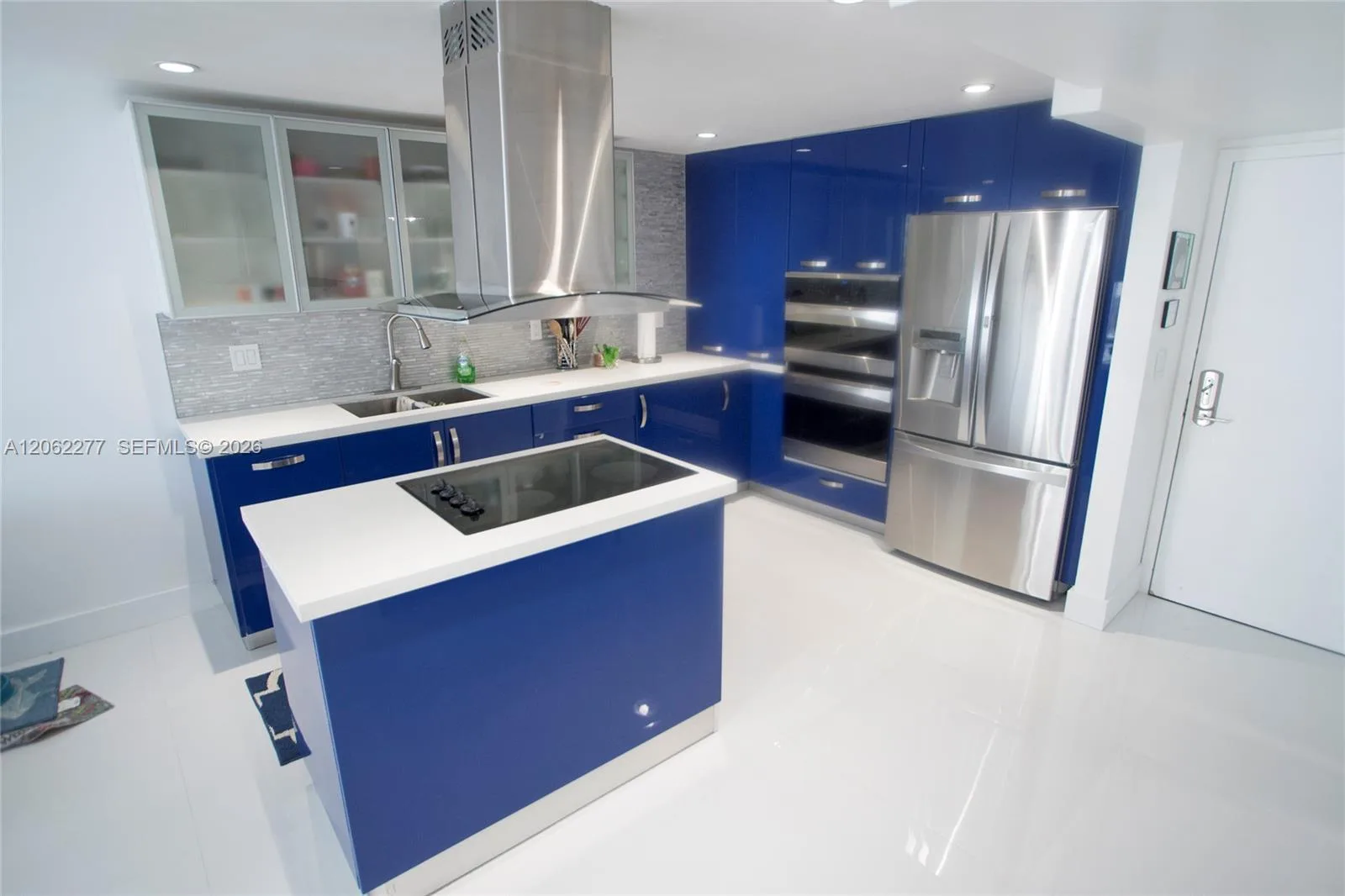 600 NE 36th St # 1507, Miami, FL 33137 photo 3