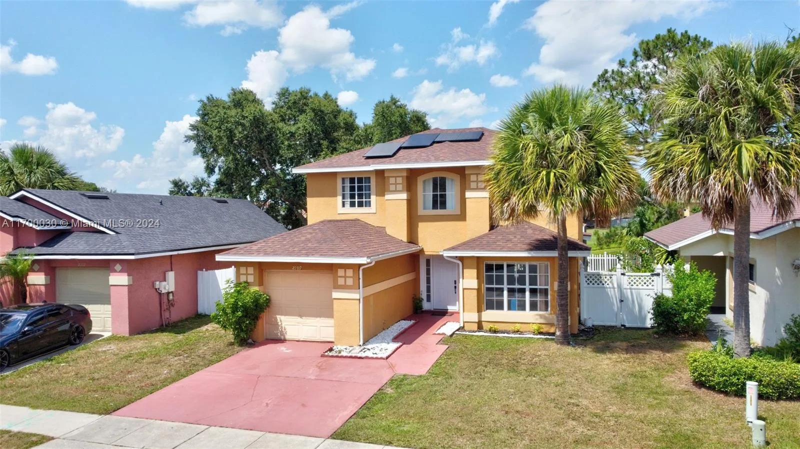 2709 Emerson Lane, Kissimmee, FL 34744 photo 4