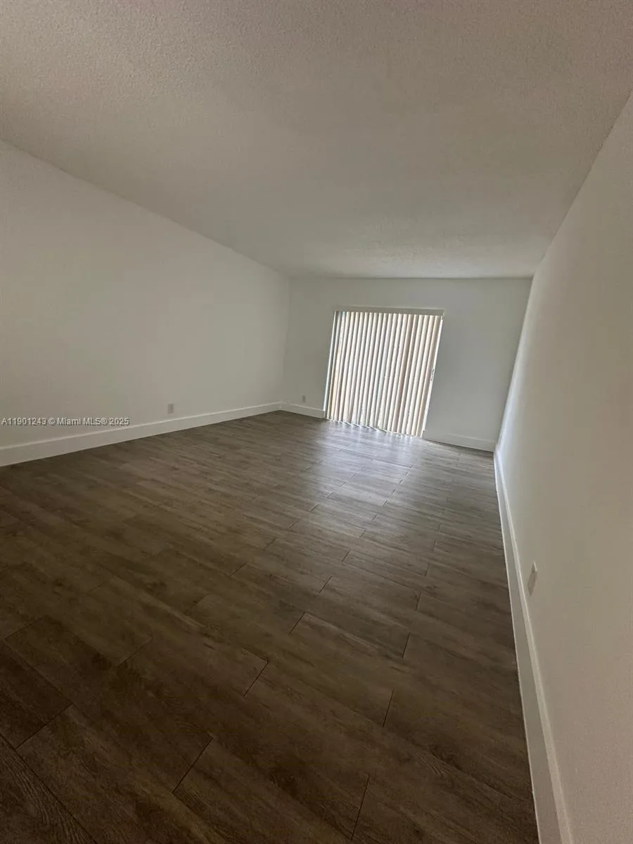 18101 NW 68th Ave # E210, Hialeah, FL 33015 photo 2