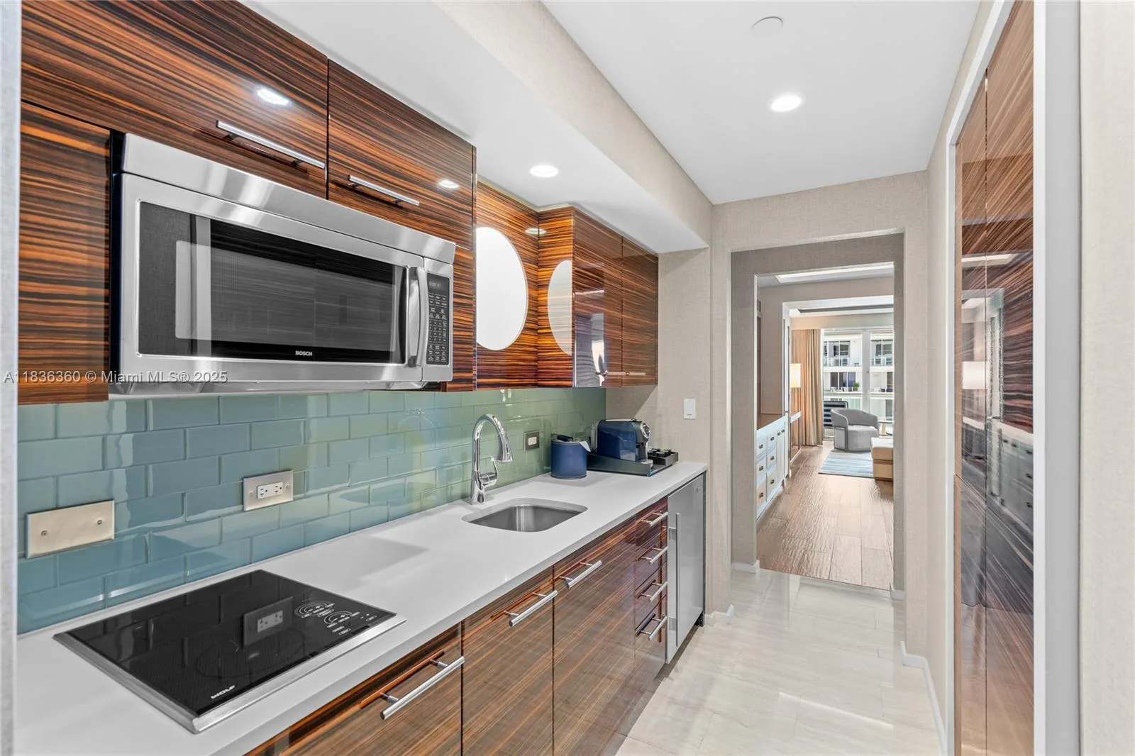 551 N Fort Lauderdale Beach Blvd # R1909, Fort Lauderdale, FL 33304 photo 3