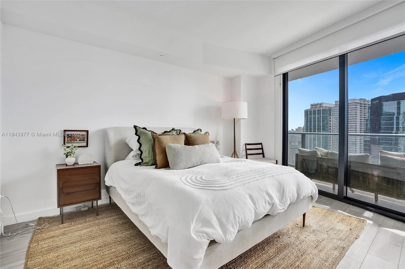 1300 S Miami Ave # 2503, Miami, FL 33130 photo 2