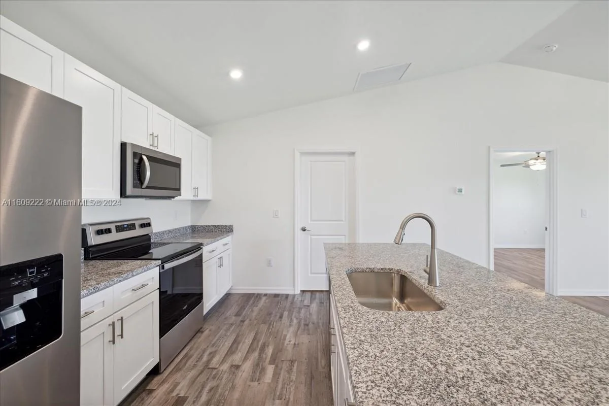 2721 NW 20th Ave, Cape Coral, FL 33993 photo 3