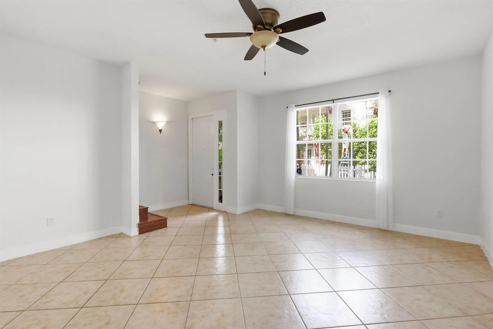 116 OCEAN CAY Way, Hypoluxo, FL 33462 photo 8